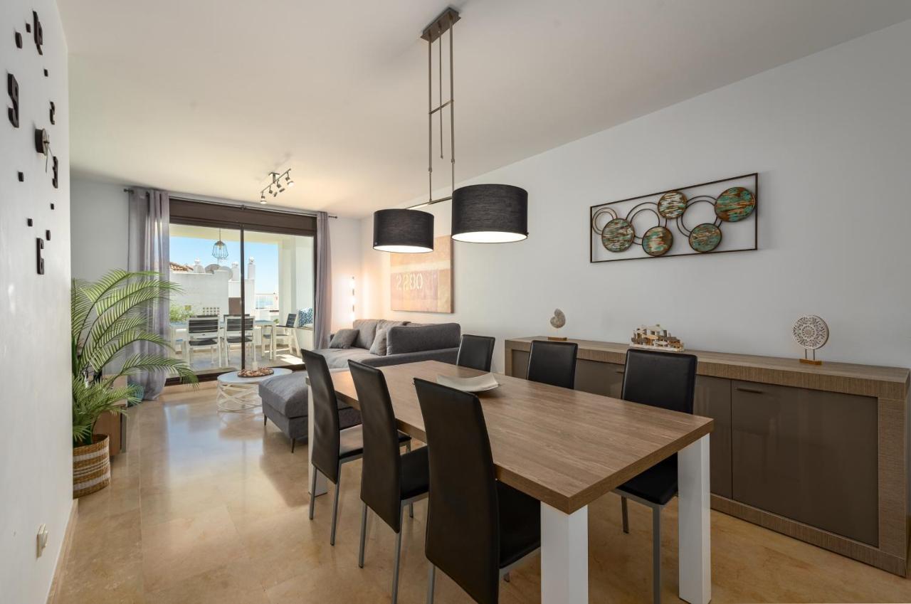 2149-Amazing Groundfloor 3 Bedrooms On Golf, Pools Alcaidesa Exteriör bild